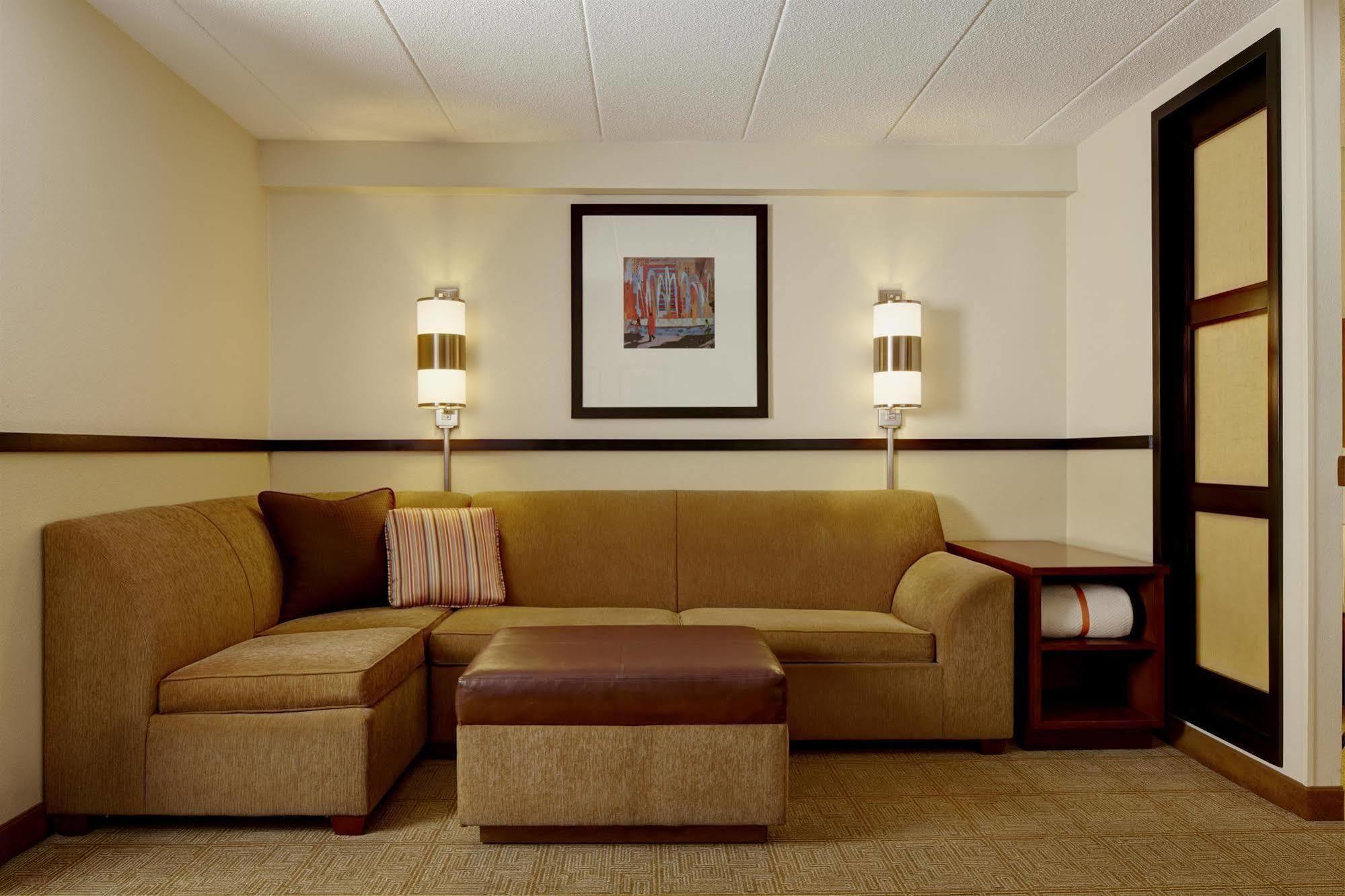 Hyatt Place Birmingham/Гувер Екстер'єр фото